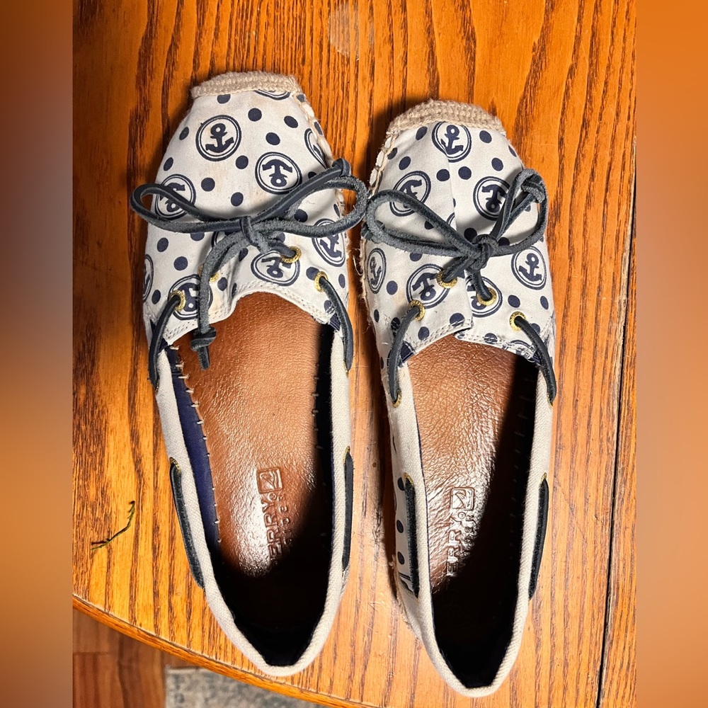 Sperry Topsiders with anchors